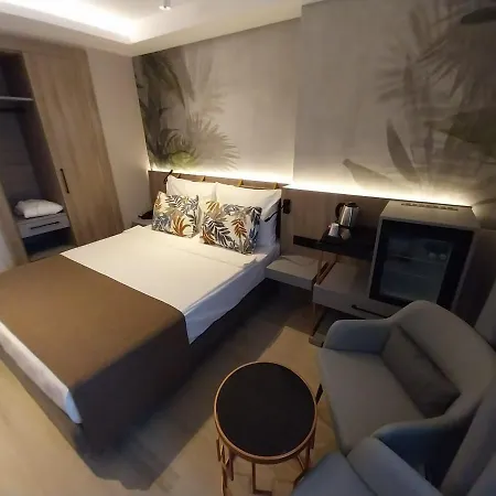Otel Alessia & Side